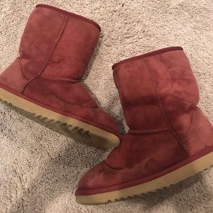 Maroon Short Uggs